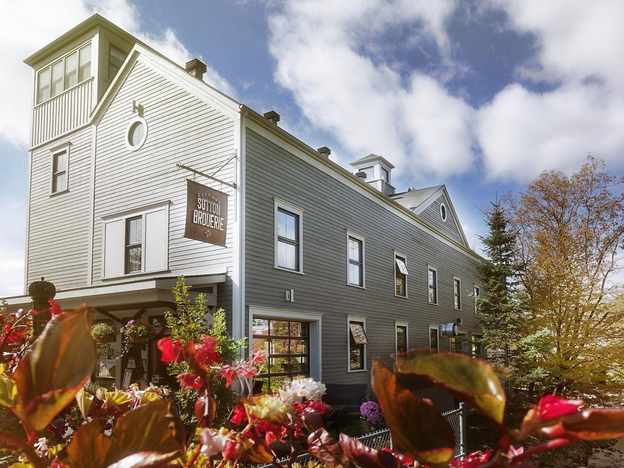 Auberge Sutton Brouerie Bagian luar foto